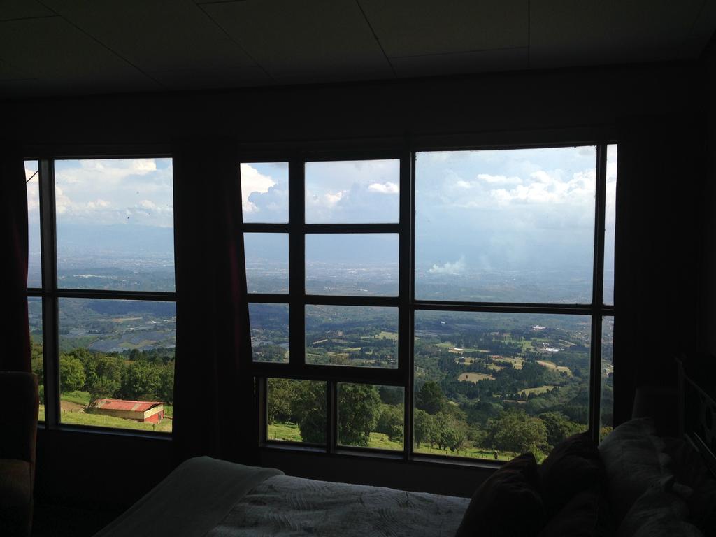 Poas Lodge Poasito Экстерьер фото